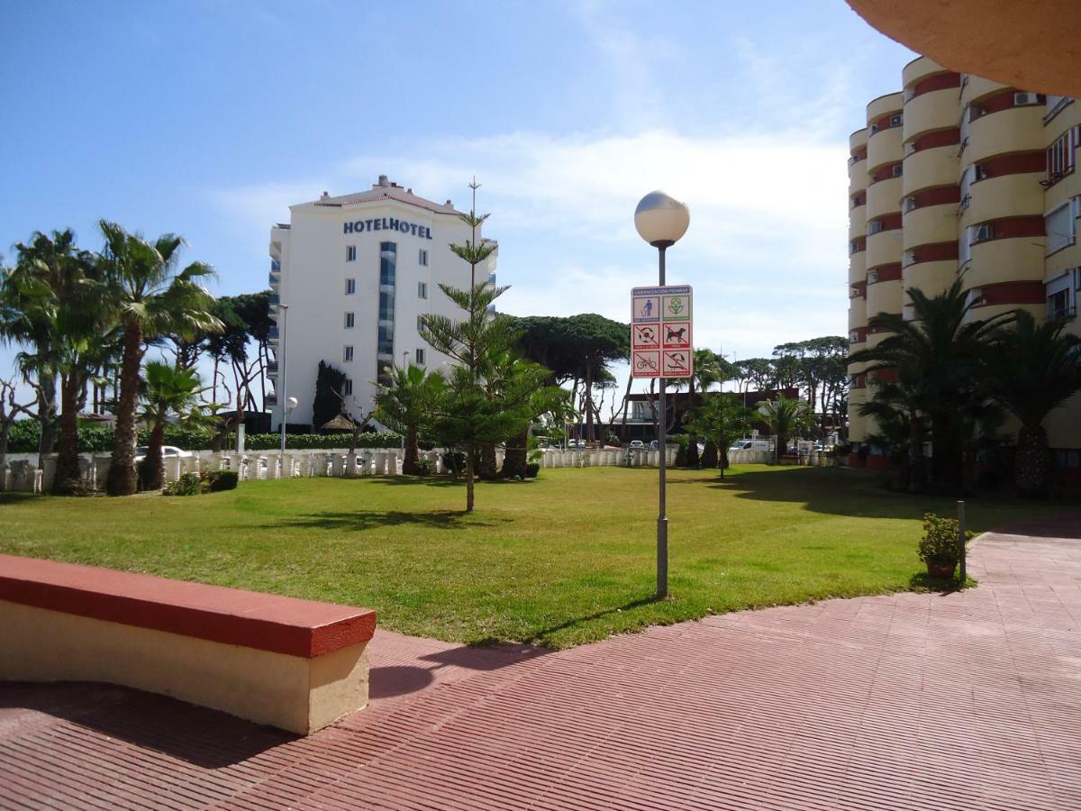 Promar La Pineda Apartment Exterior photo